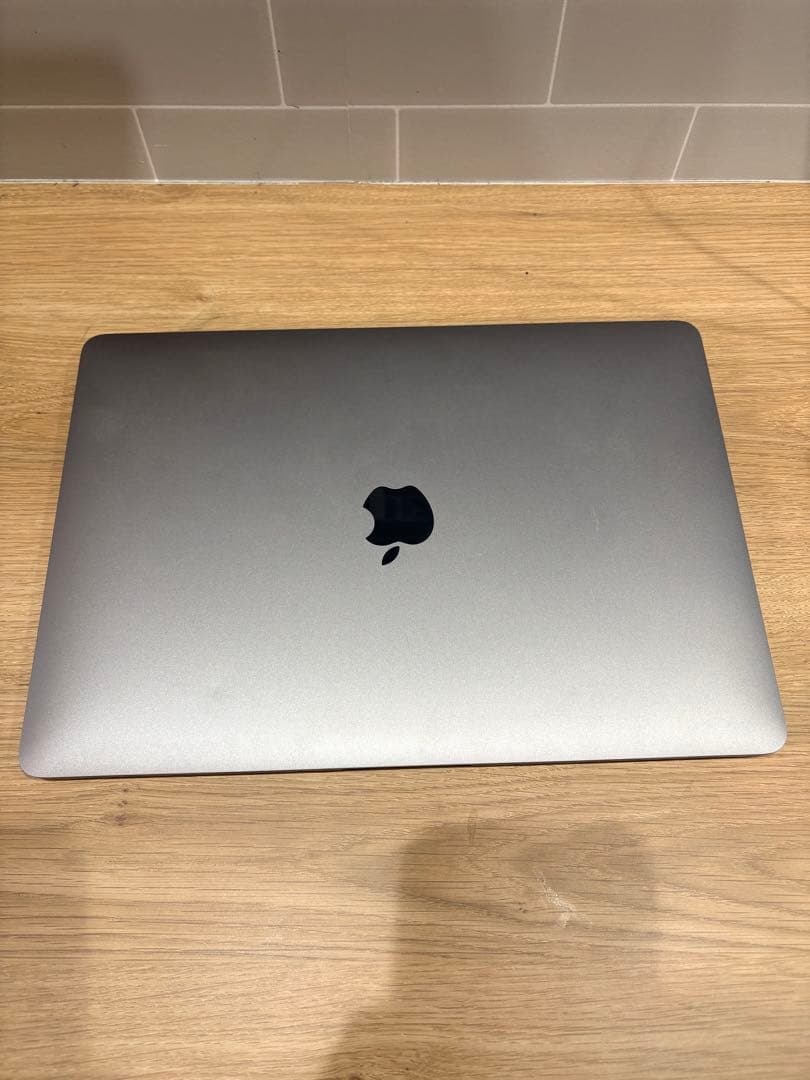 MacBook Air 13インチ 2019 スペースグレー