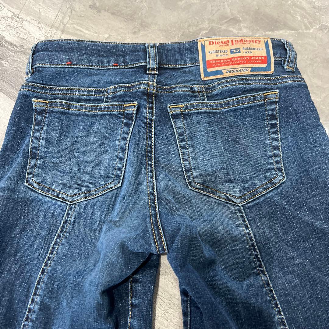 ディーゼルキッズデニムパンツデニムフレアパンツ　8歳　130センチ
