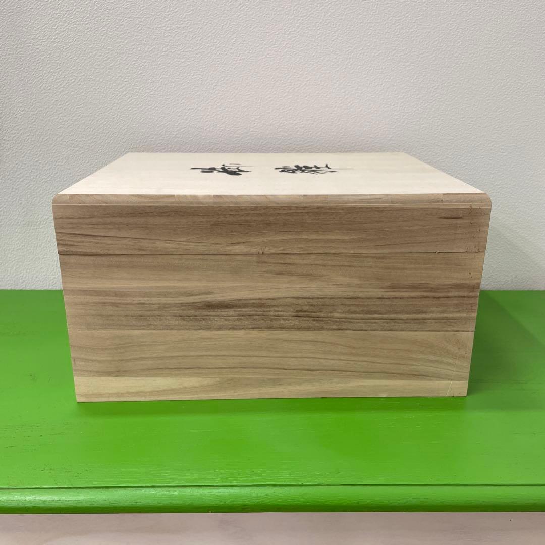 雛人形　空の桐箱