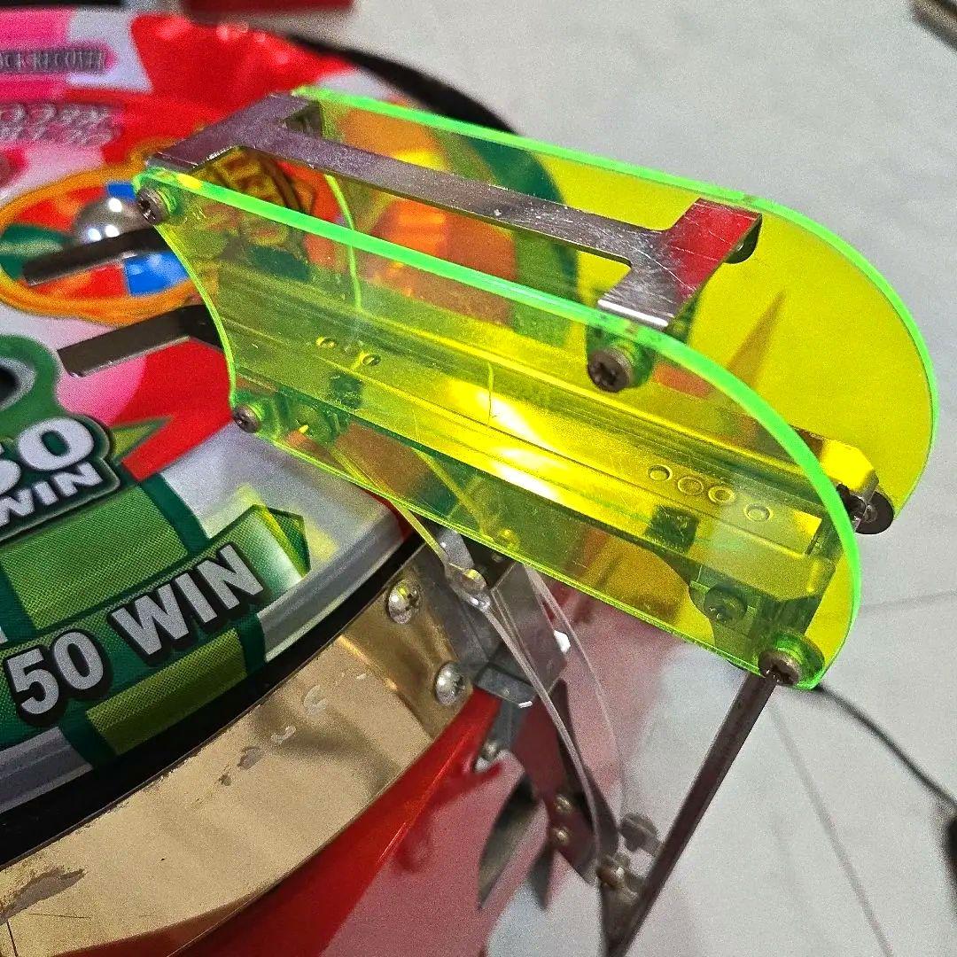 ☆スピンフィーバー☆抽選機☆動作確認済☆100V加工☆鉄球付☆メダルゲーム