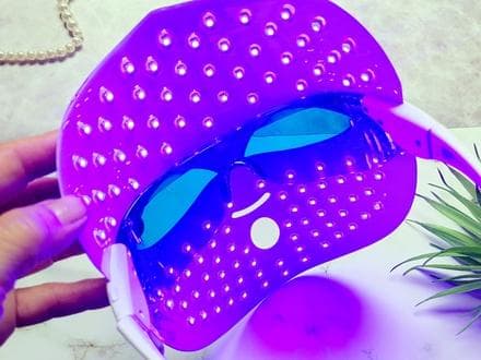 LEDマスク　nenaga-lab 寝ながらLABO光マスク美顔器　リフトアップ