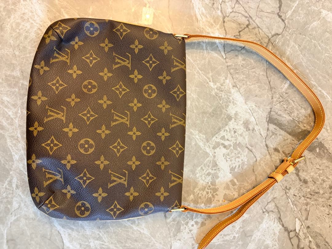 美品Louis Vuitton モノグラム ショルダーバッグ