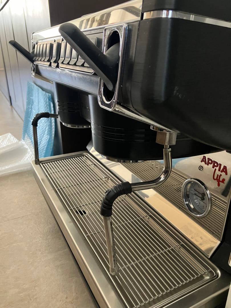 本格コーヒーメーカーSIMONELLI AppiaLife ➕電動ミル