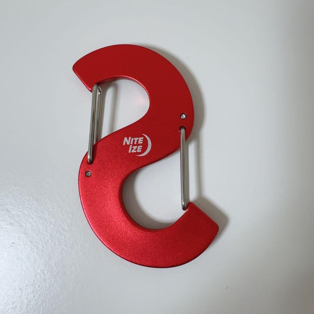 シュプリーム Nite Ize S Logo Keychain カラビナ レッド