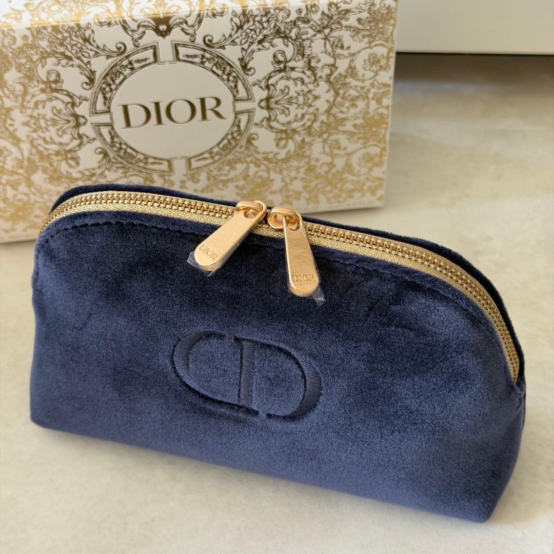 DIOR ディオール　クリスマス　ホリデー限定オファー　ギフト
