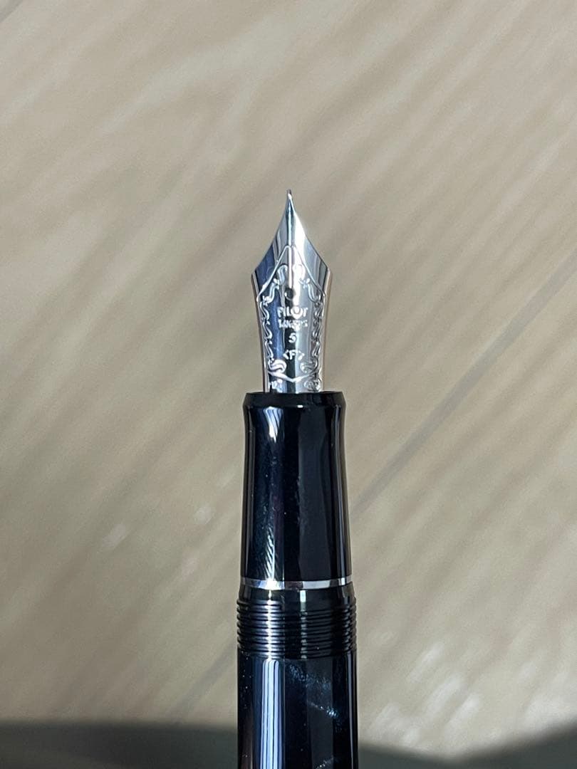 uppy様　PILOT カスタムヘリテイジSE 万年筆