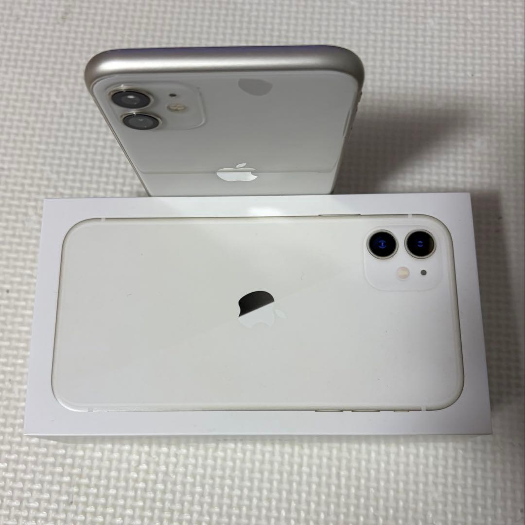 メルユミティ【美品・SIMフリー】iPhone11 128GB ホワイト