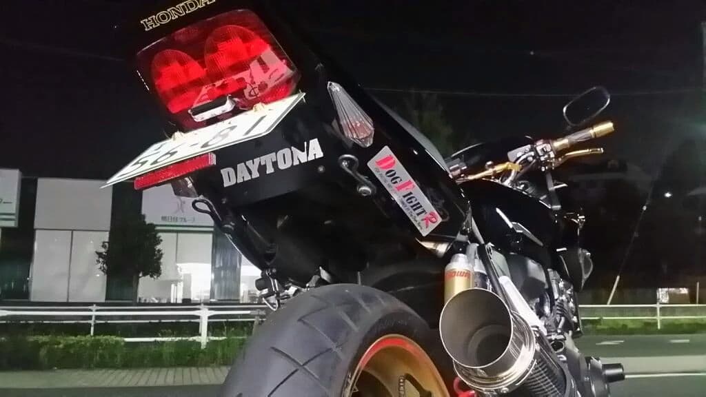 CB400SB　DEKAVICスリップオン マフラー カーボンファイバー調