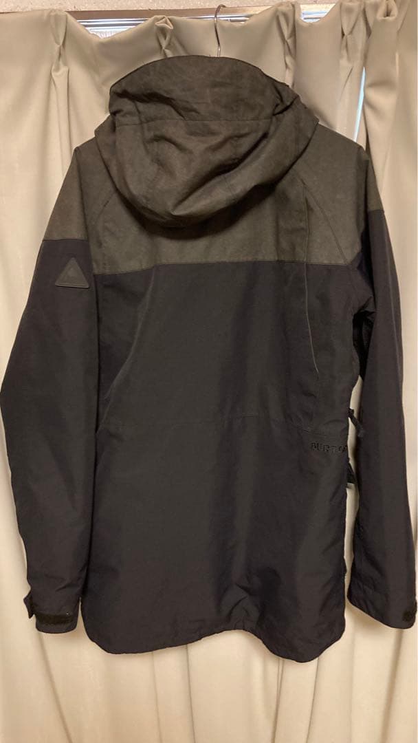 BURTON スノーウェア 美品 Sサイズ(日本L相当) 値下げ不可