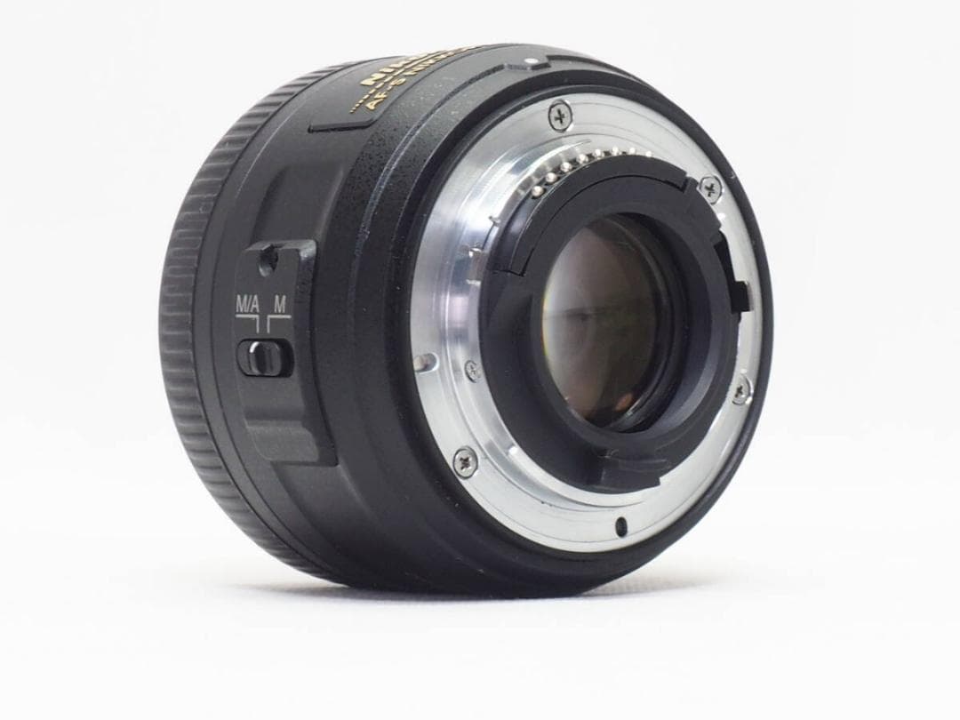 ■美品■ Nikon AF-S DX NIKKOR 35mm F1.8G