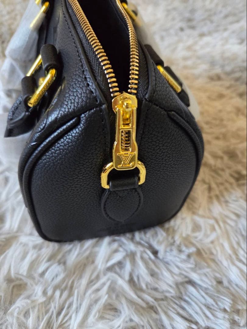 【未使用・交渉可能】ブラック レザー ショルダーバッグ 女性用