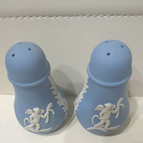 希少 ウェッジウッド ジャスパー ソルト&ペッパー ボトルセット