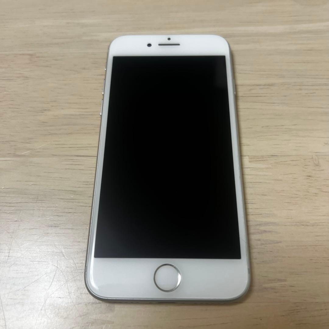 iPhone8 Silver 64GB SIMフリー　初期化済