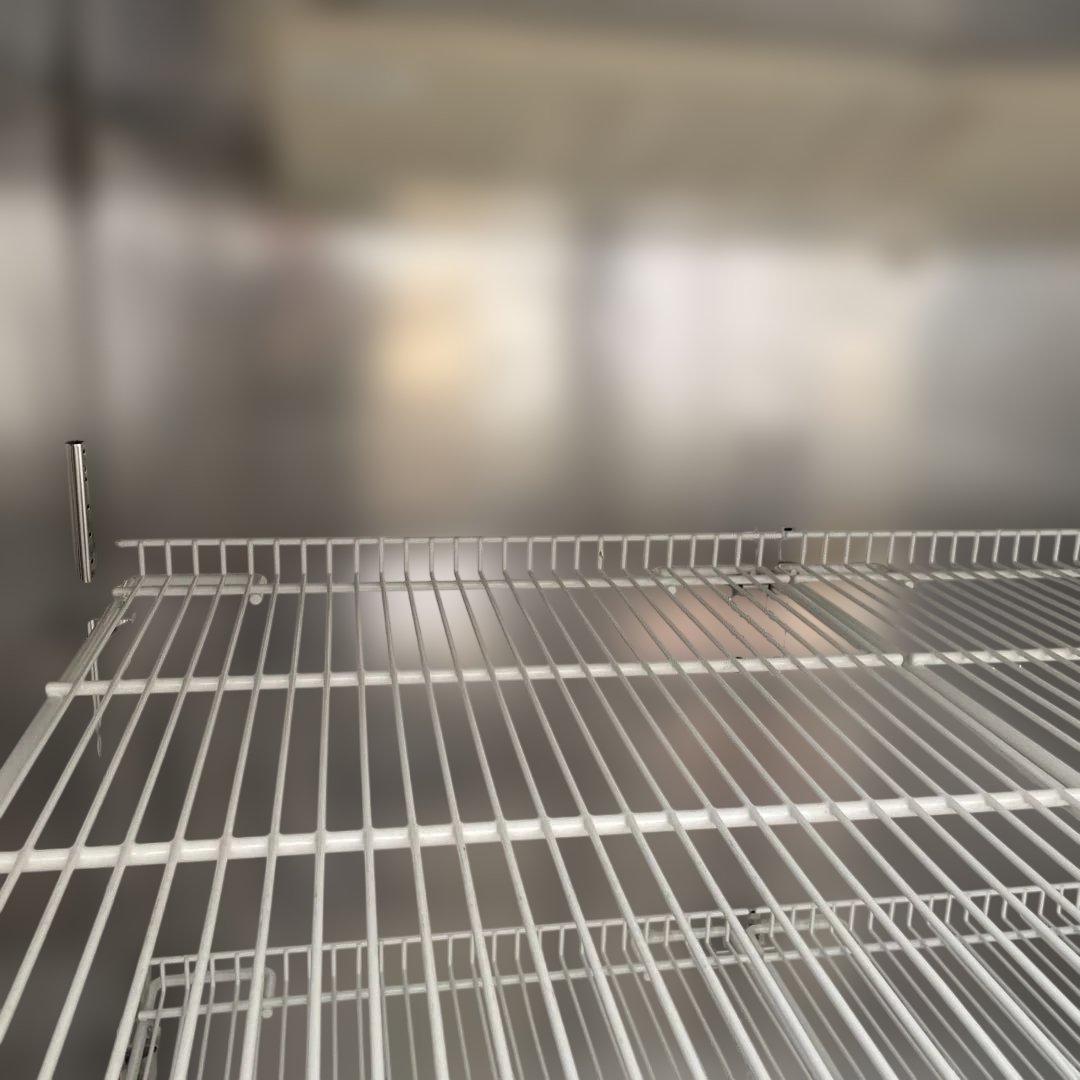 業務用　4ドア　冷凍庫