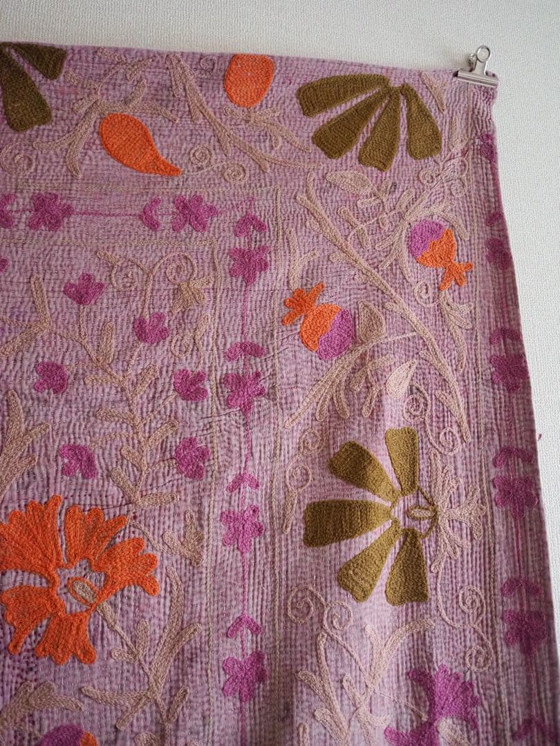 【希少】スザニ刺繍カンタキルト　スザニ刺繍　インド　一点もの