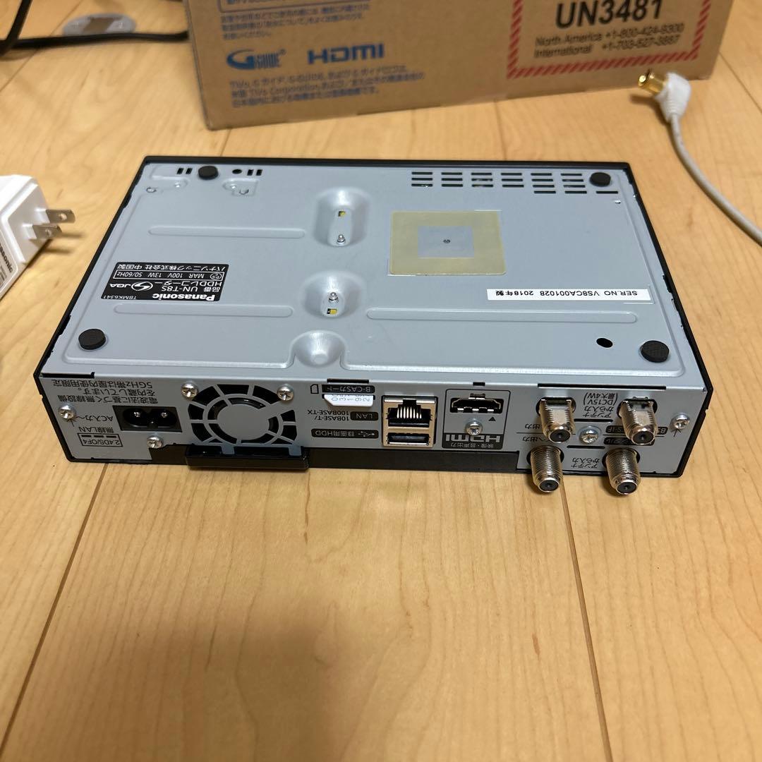 Panasonic UN-10CT8-W 10インチ液晶テレビ