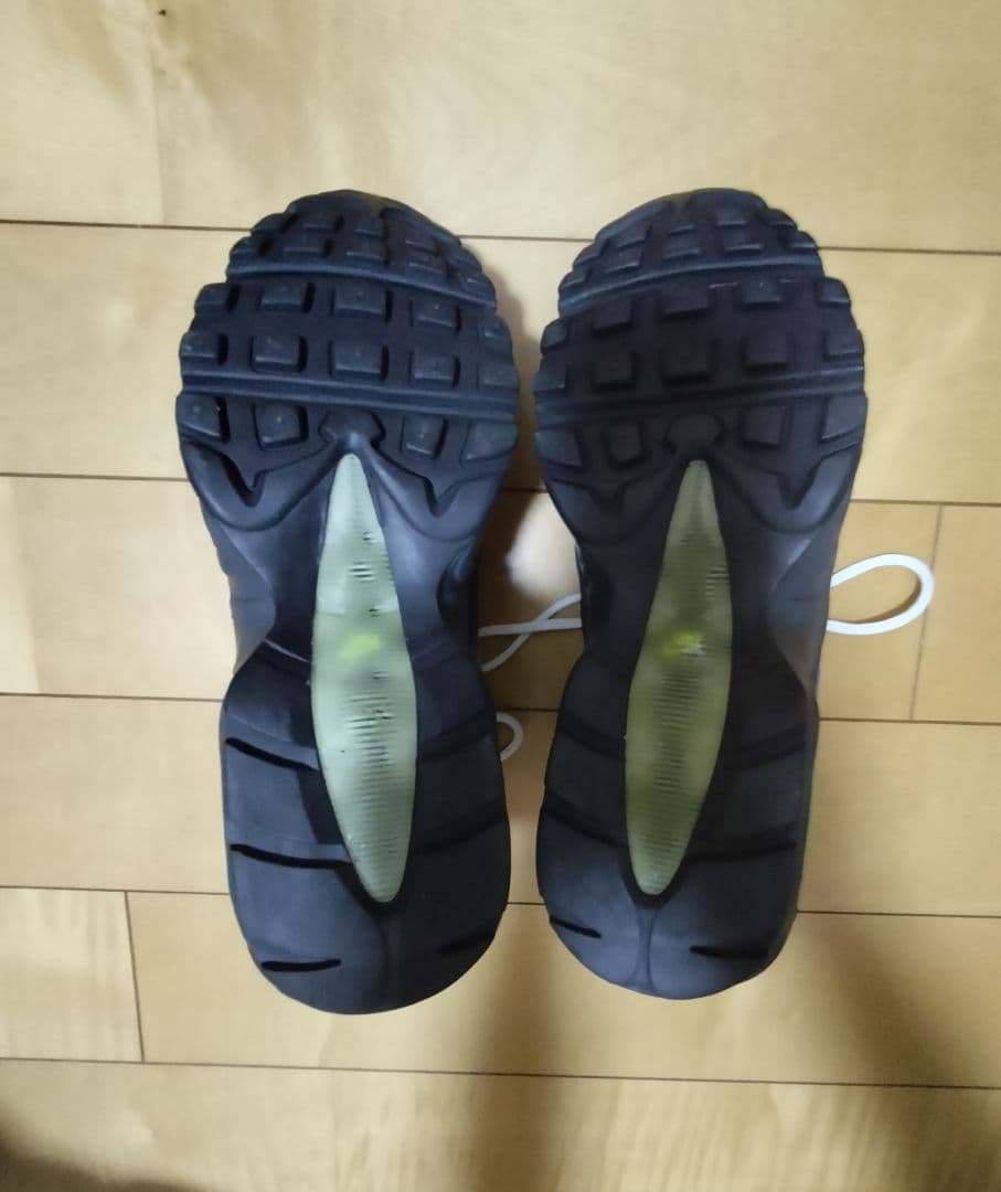 シューズ(男性用) NIKE AIR MAX 95 NO SEW NEON 511306-040