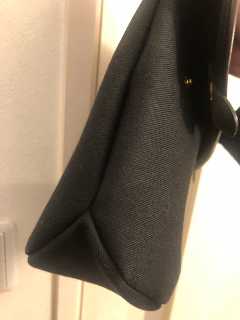 Brady ブレディ　Avon ブラック ショルダー　エイボン　キーホルダー付