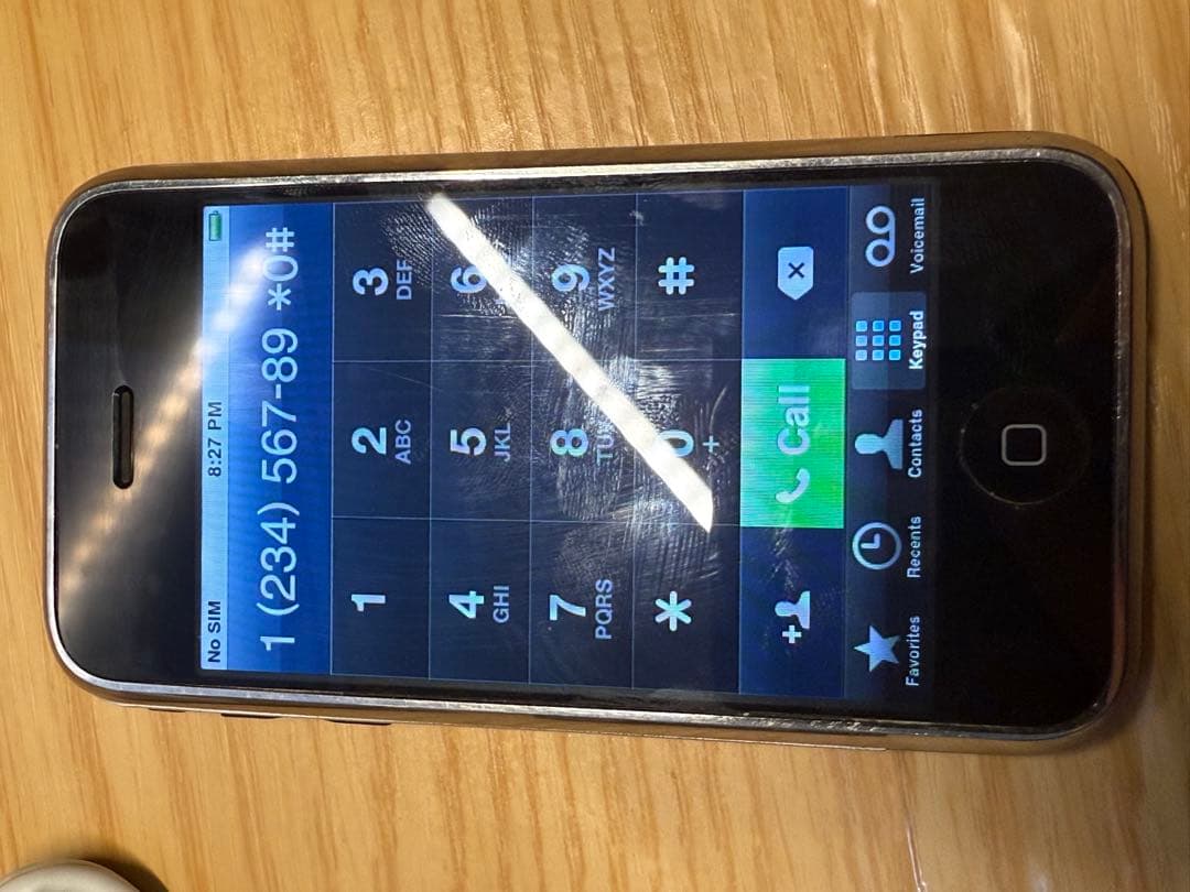 iPhone 2G 日本未発売　8GB 初代　激レア　第1世代