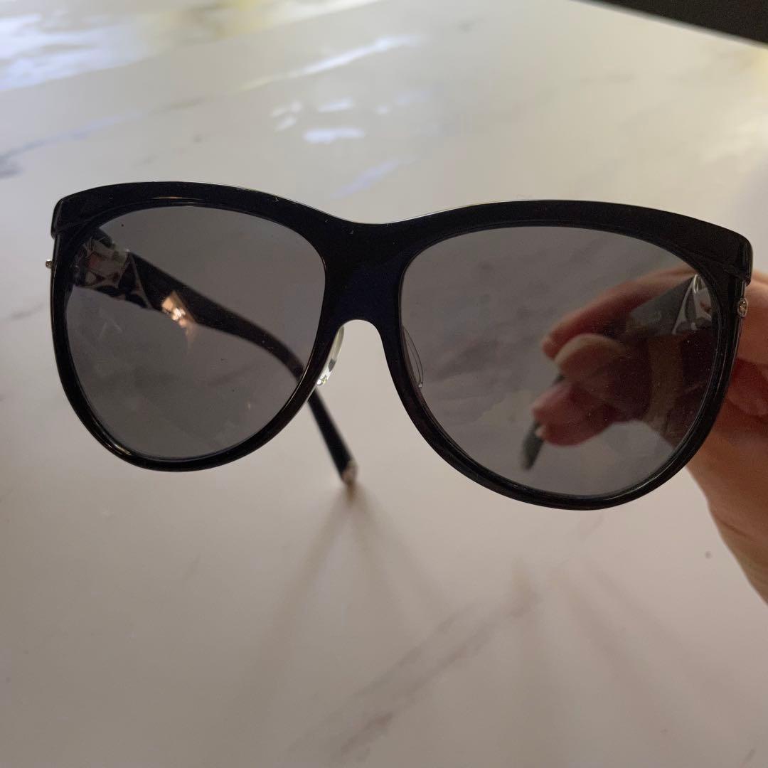 ルイヴィトンロゴマークサングラス　メ