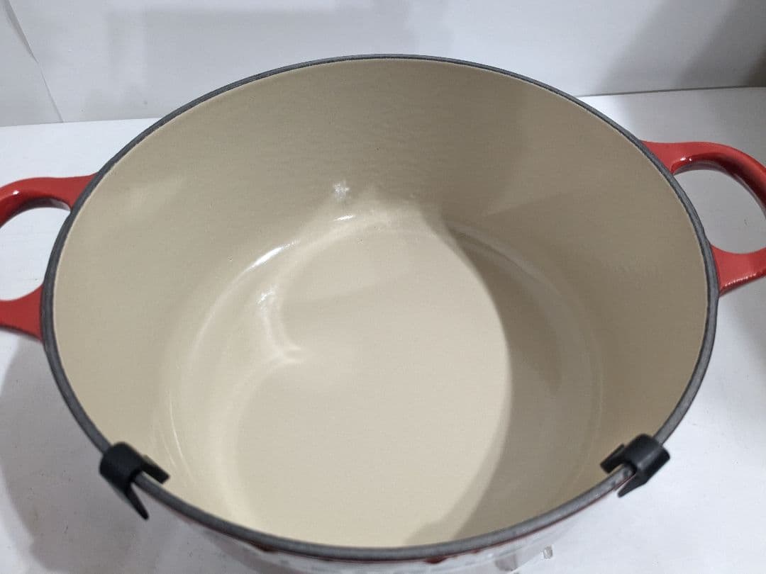 Le Creuset ル・クルーゼ 22cm　ココット　両手鍋　チェリーレッド