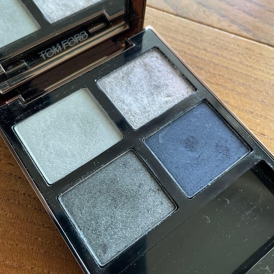 TOM FORD アイシャドウ　STARRY NIGHT スターリーナイト