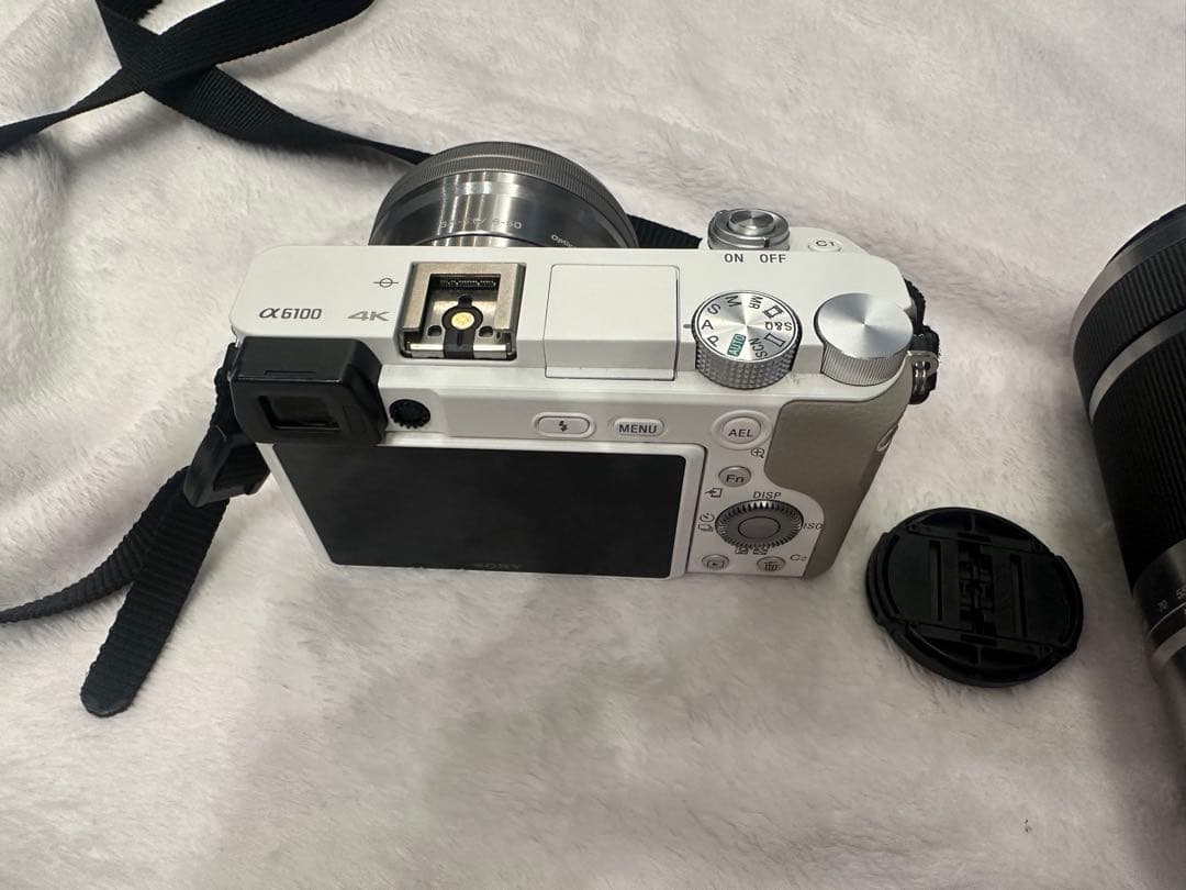 SONY a6100 本体　レンズ
