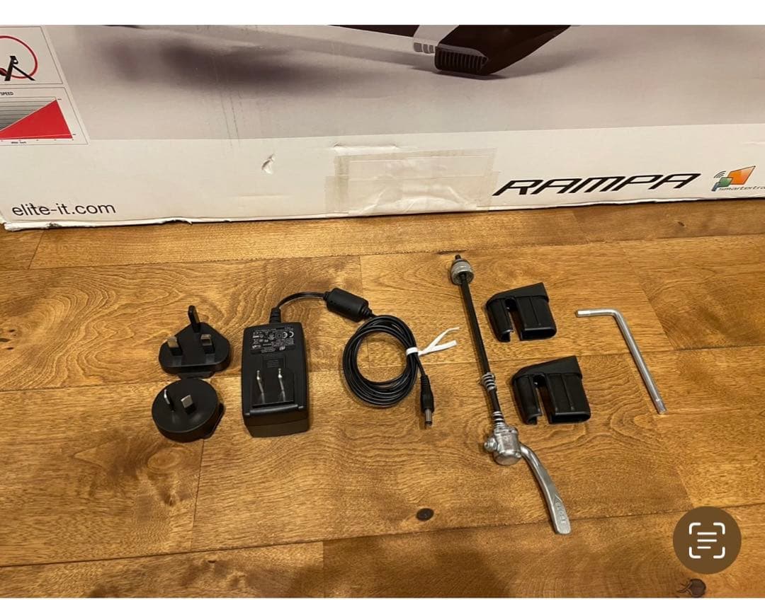 エリート　エンバ　ホームトレーナー　自動負荷ローラー