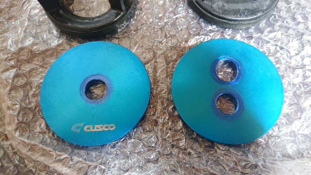 クスコ デフマウントカラー 86 ZN6 BRZ ZC6