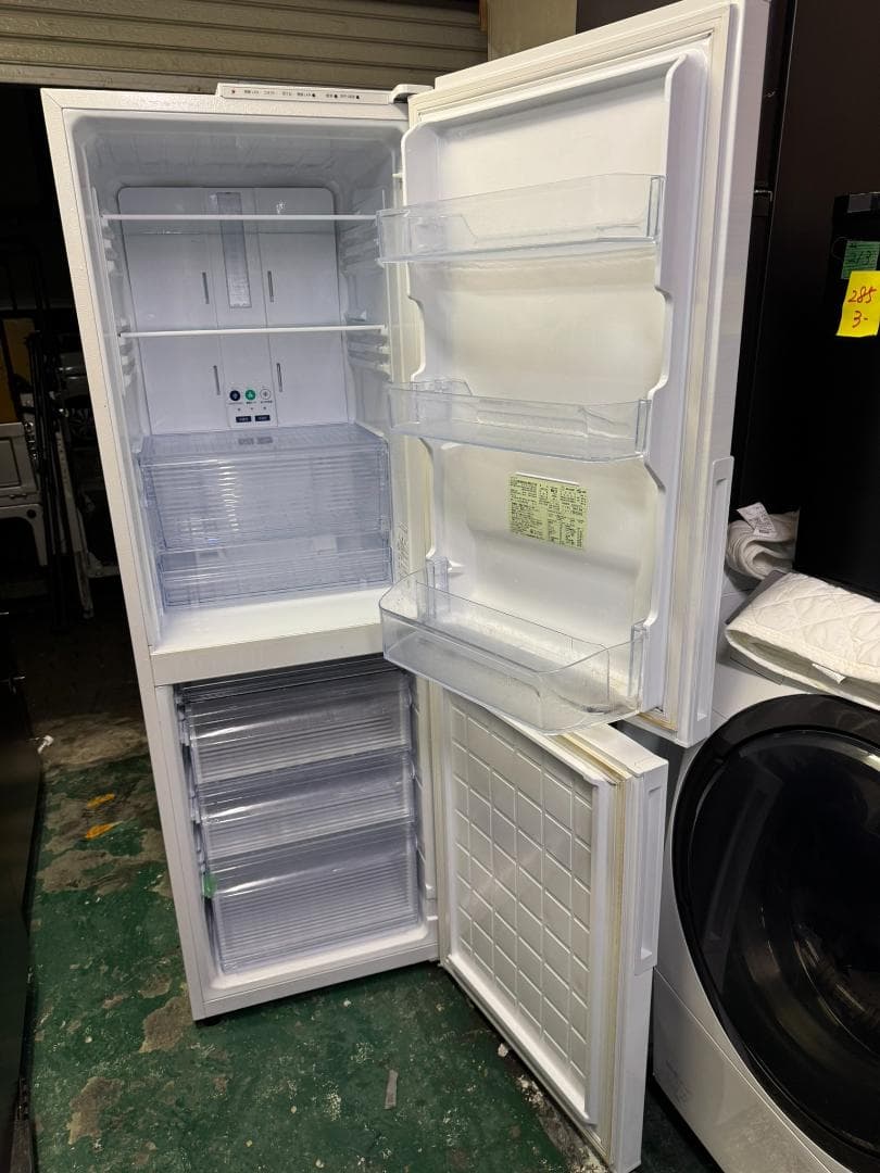 SHARP シャープ 冷凍冷蔵庫 SJ-AK31F-W 310L 2020年製