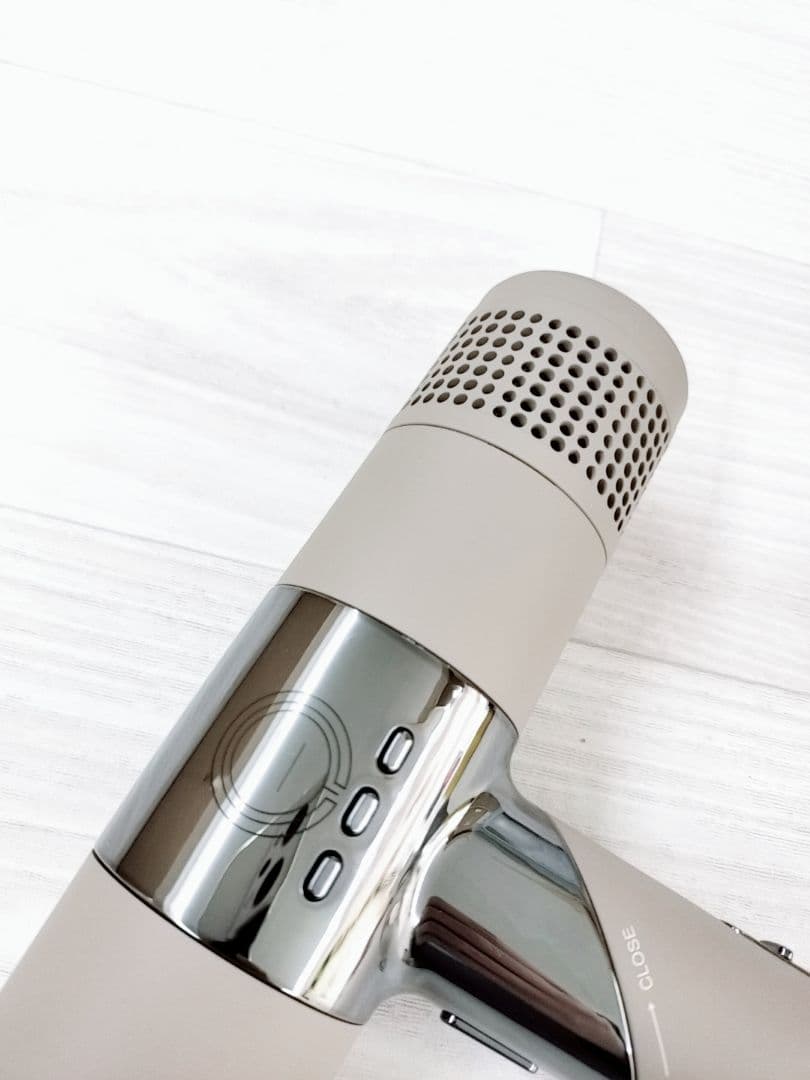 新品同様☺KINUJO 絹女 ドライヤー キヌジョ