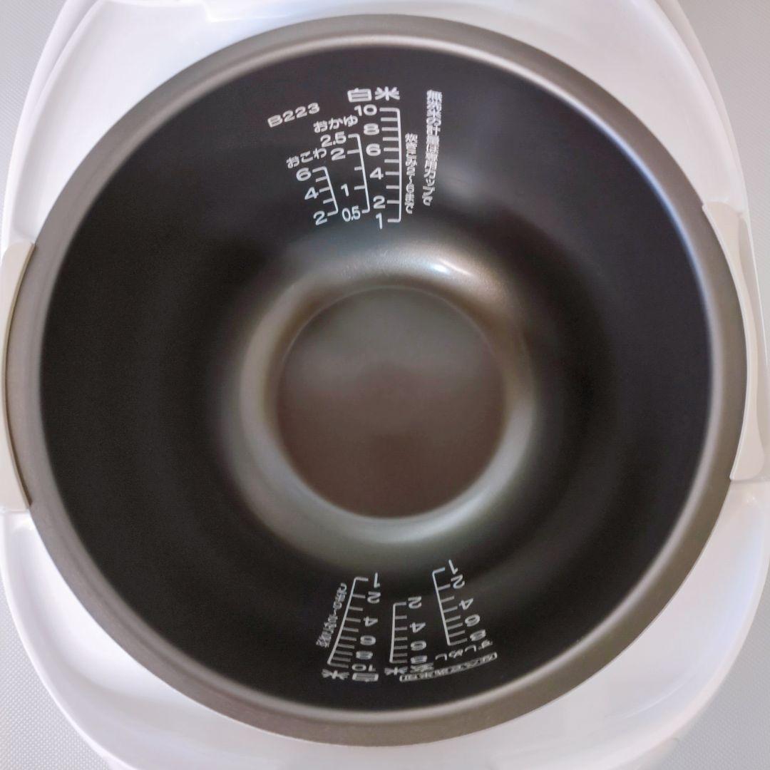 ZOJIRUSHI 象印 NS-ZB18 一升炊き 炊飯器 未使用品 付属品あり