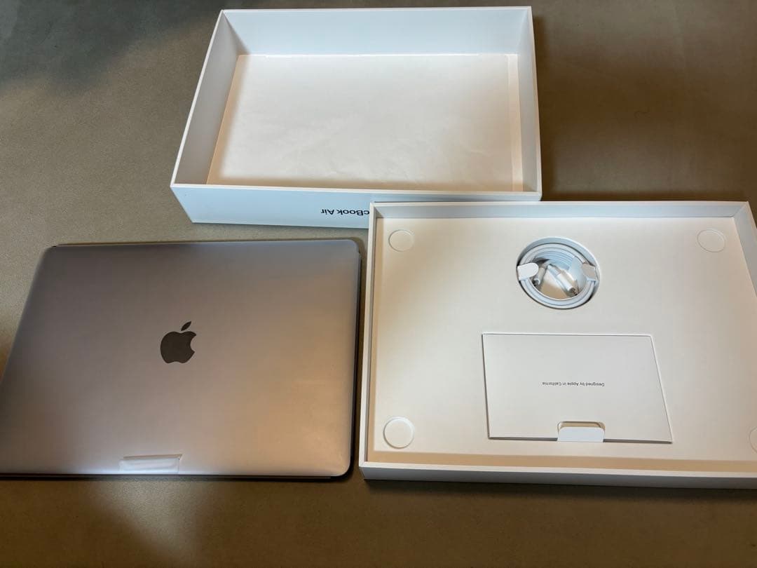 MacBookAir M1 シルバー 8GB 256GB USキーボード