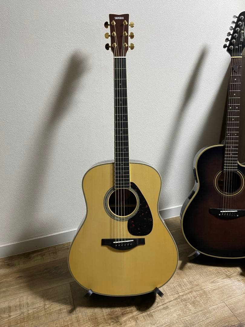 【極美品】Yamaha LL16 ARE 専用セミハードケース付き