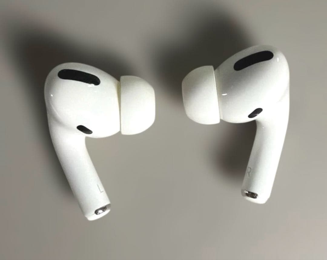 イヤホン AirPods Pro MWP22J/A