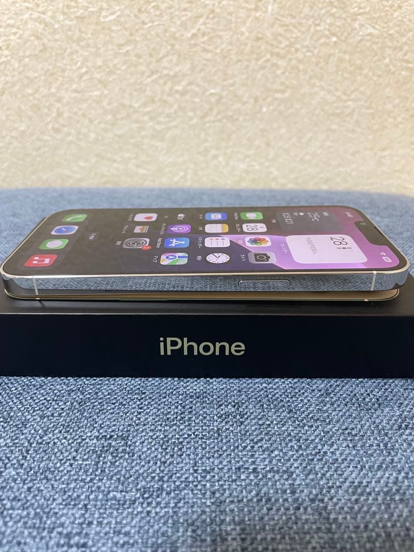 iPhone 13 Pro シルバー256GB シムフリーバッテリー新品100%