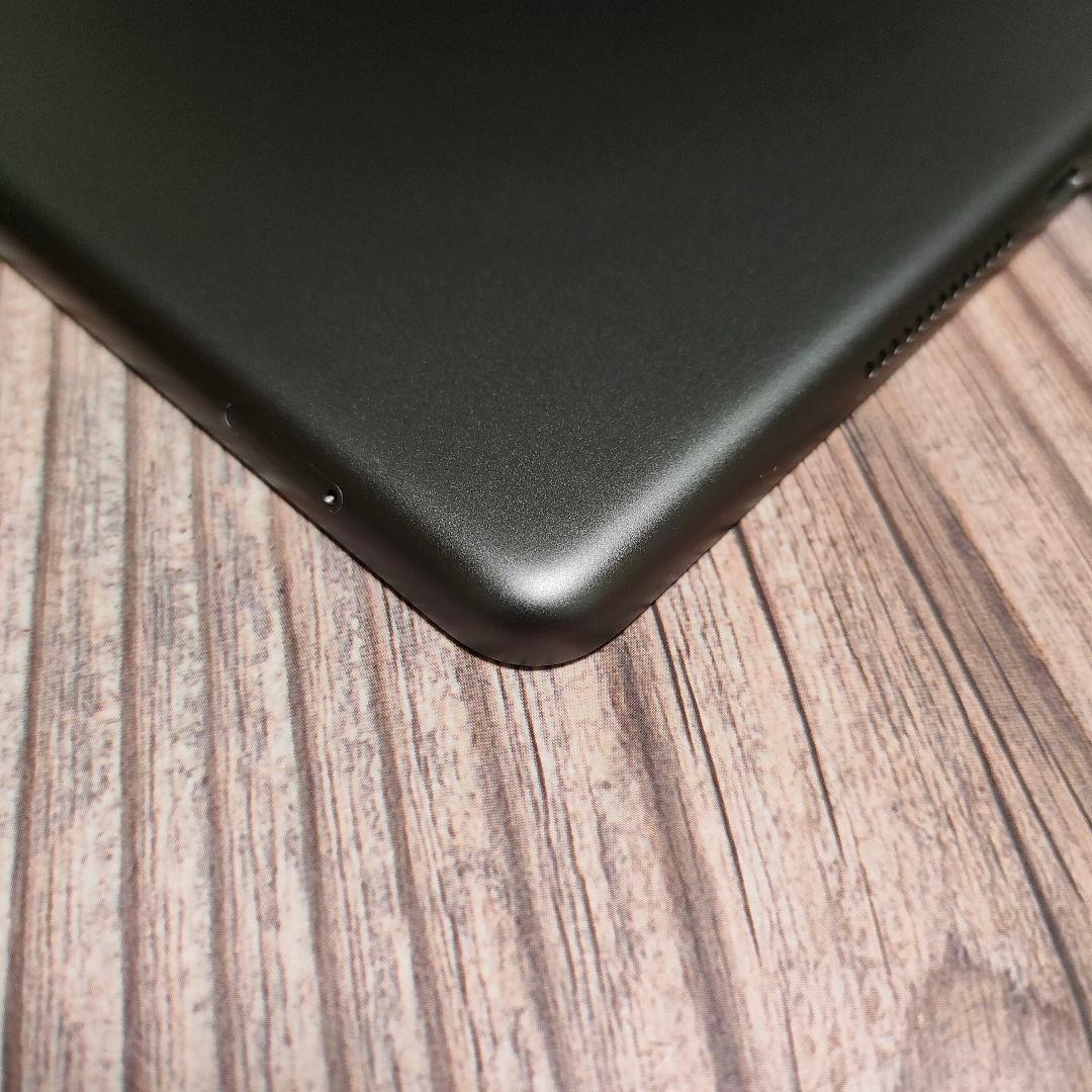 iPad 第8世代 32GB グレー SIMフリー 美品