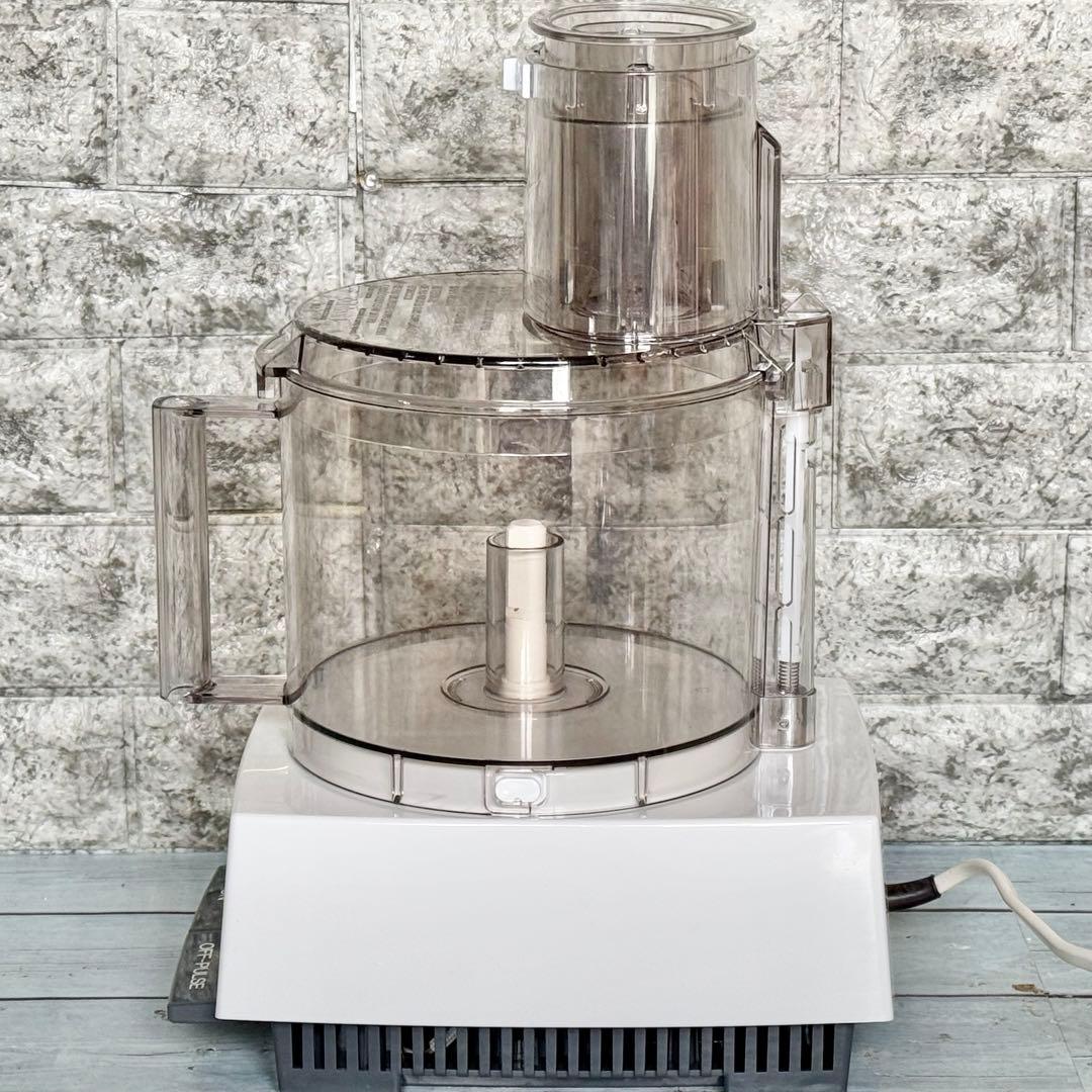 クイジナート「DLC-7 Super Pro」業務用フードプロセッサー