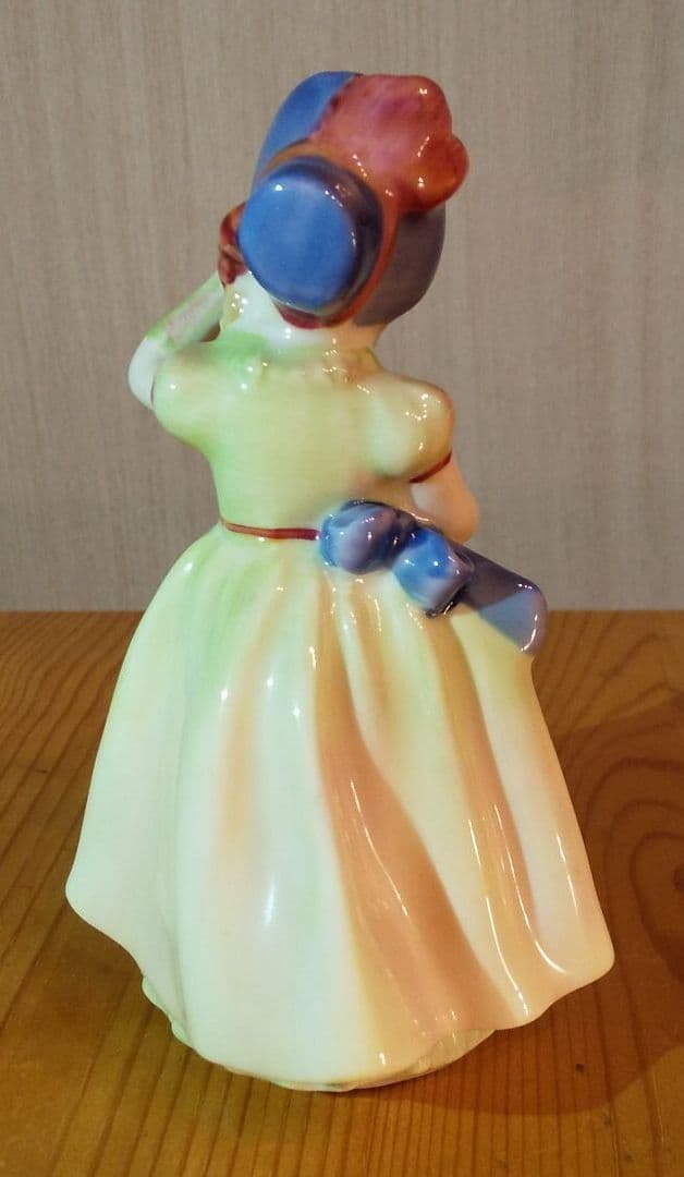 ロイヤルドルトン フュギリン Babie