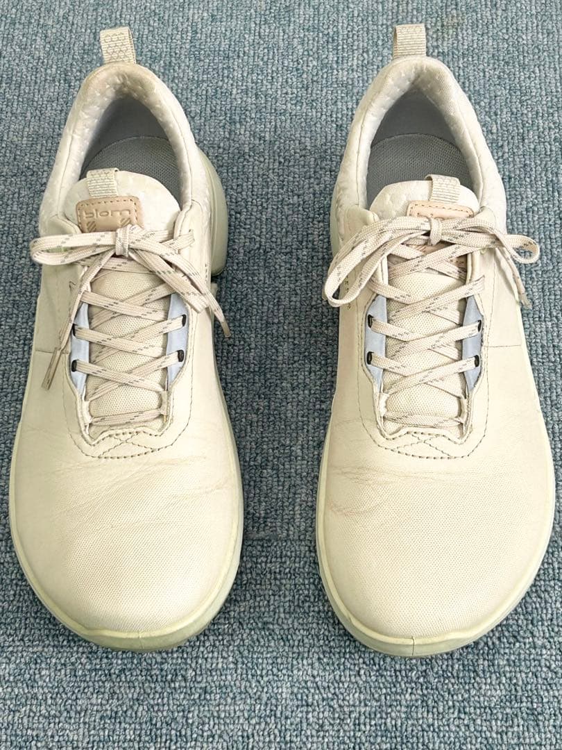 ecco エコー　ベージュ レーデイスゴルフシューズ