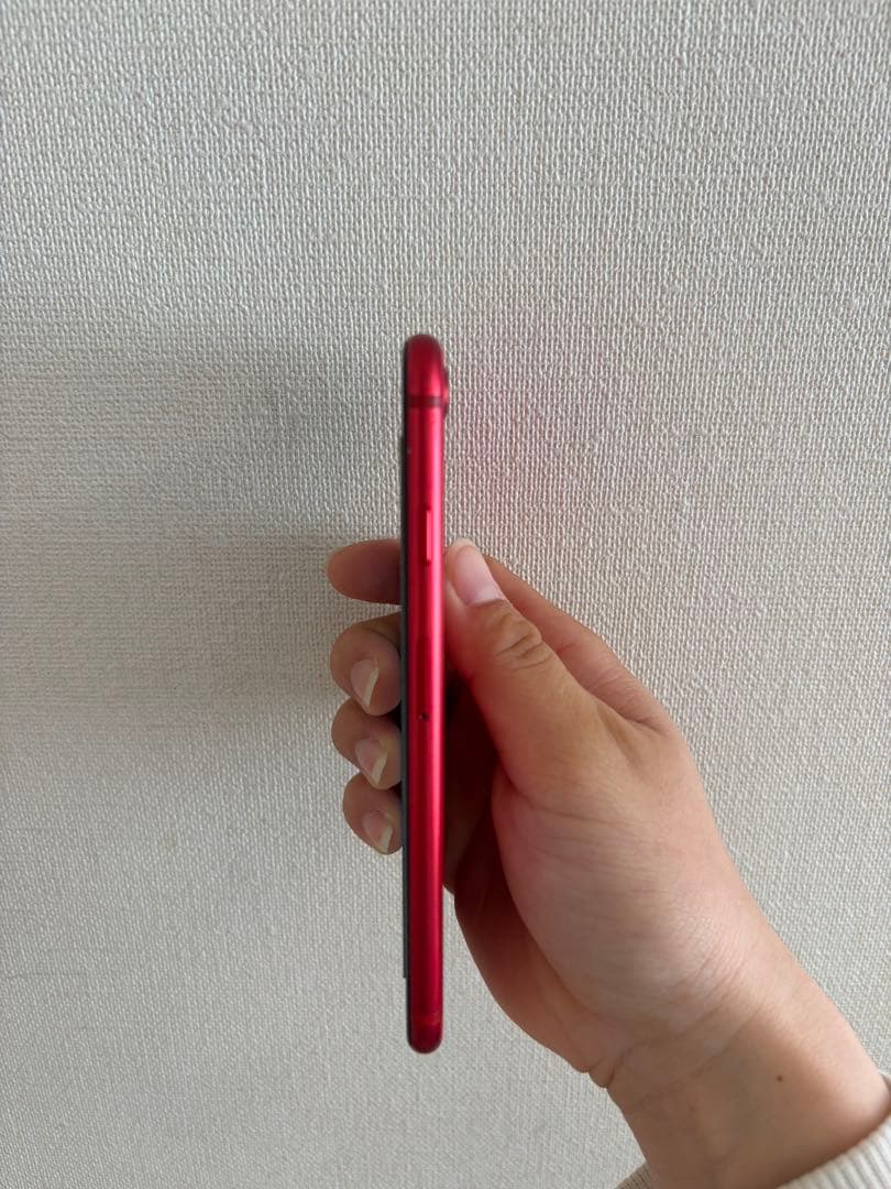 iPhoneSE2 「第2世代」64GB バッテリー残量74%