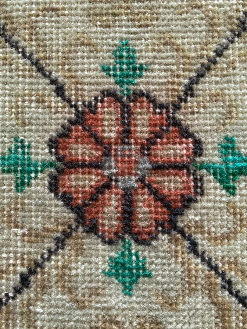 フラワータイル風　ヴィンテージラグ　トルコラグ