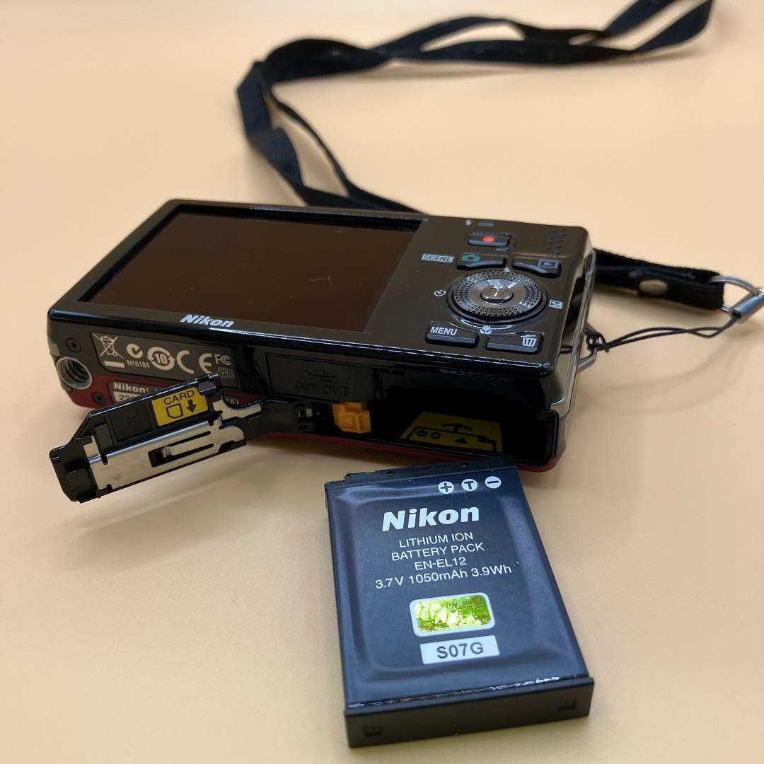 Nikon S6000 デジタルカメラ　1984