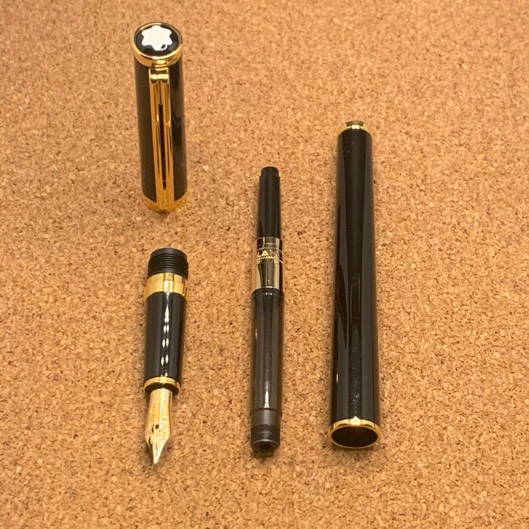 モンブラン　ノブレスオブリージュ　万年筆　黒　14K