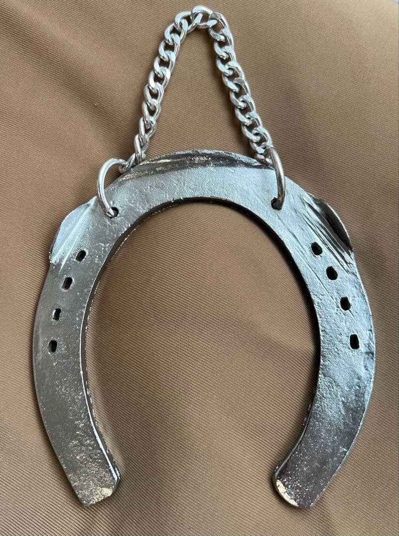 オグリキャップ　蹄鉄　優駿スタリオンステーション