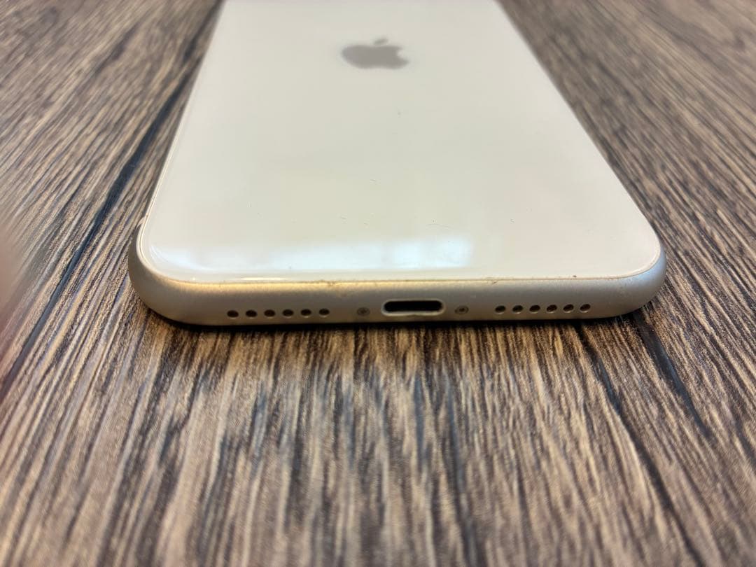 iPhone11 128GB ホワイト SIMフリー