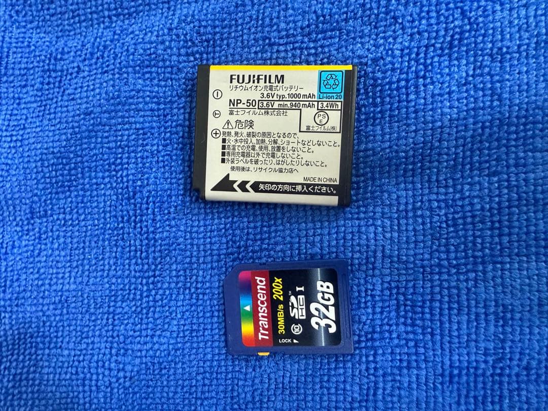 FUJIFILM X10 デジタルカメラ