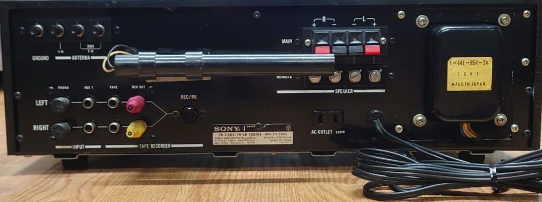 【定価︰￥75.000・1974年】SONY　STR-7045 アンプチューナー