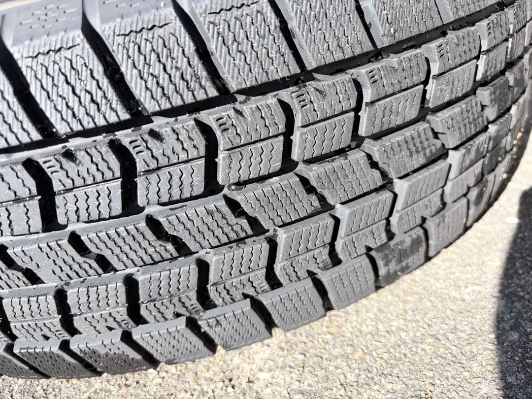 スタッドレスタイヤホイールセット 195/65 R16 ロッキー　ライズ