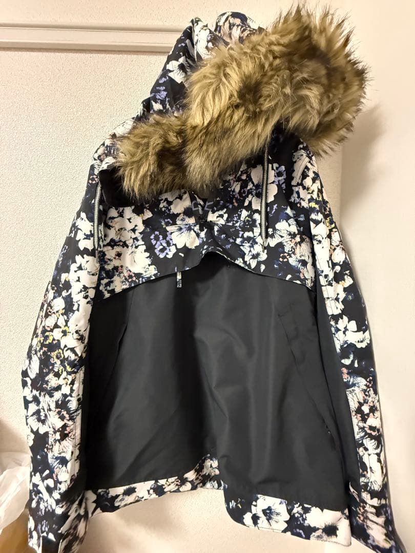 【最安値】ロキシー スノーボード ジャケット SHELTER JK ROXY